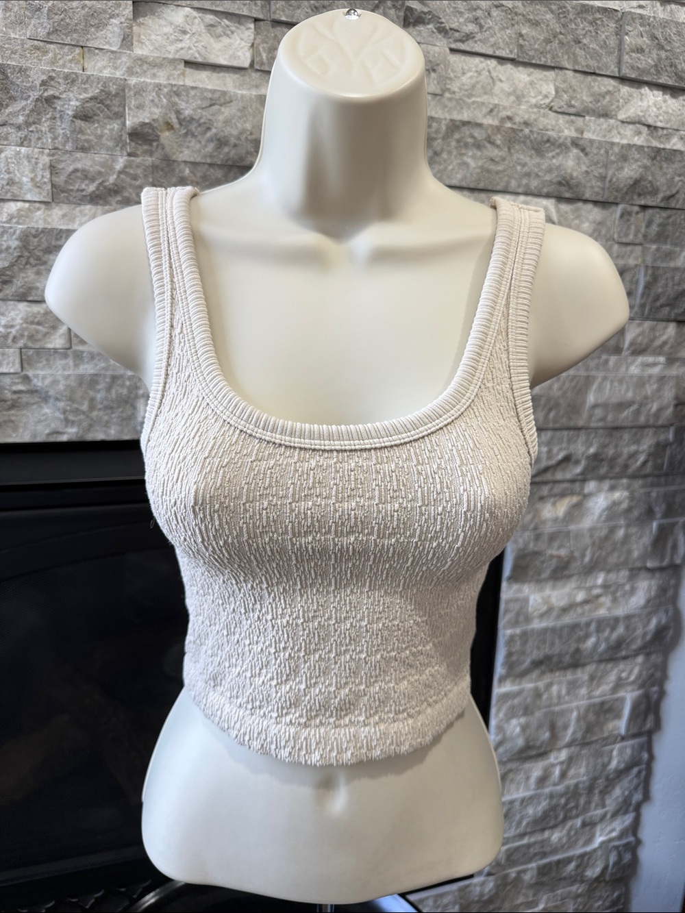 Ocean Drive Cream Textured Scoop Crop Tank